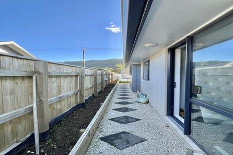 Photo of property in 34 Te Ara O Toroa, Wainuiomata, Lower Hutt, 5014