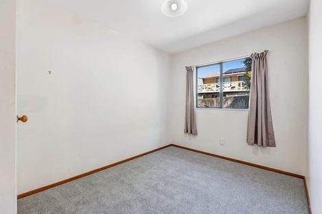 Photo of property in 14 Jean Place, Stanmore Bay, Whangaparaoa, 0932