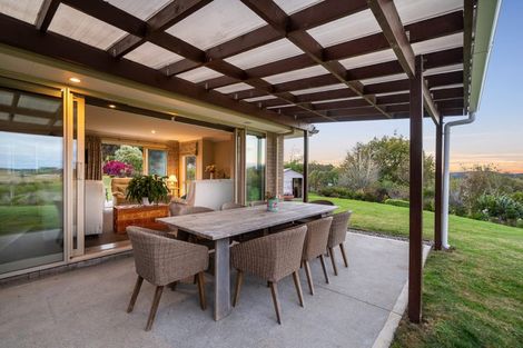 Photo of property in 122d Forestry Road, Waitoki, Kaukapakapa, 0871