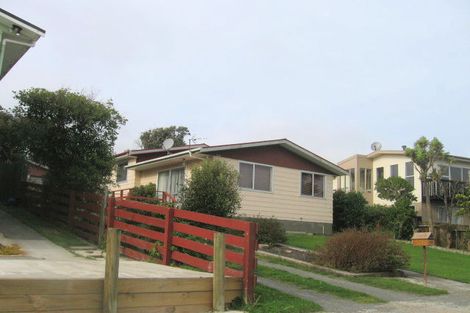 Photo of property in 141 Conclusion Street, Ascot Park, Porirua, 5024