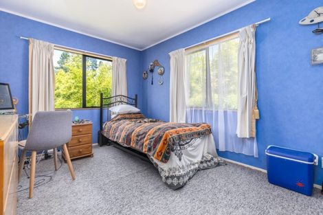 Photo of property in 2a Parklands Avenue, Swanson, Auckland, 0612