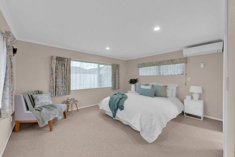 Photo of property in 3 Magellan Rise, Flagstaff, Hamilton, 3210