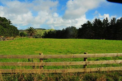Photo of property in 1243 Awhitu Road, Pollok, Waiuku, 2684