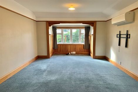 Photo of property in 6 Avonhead Road, Avonhead, Christchurch, 8042