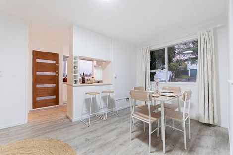 Photo of property in 92 Gallony Avenue, Massey, Auckland, 0614