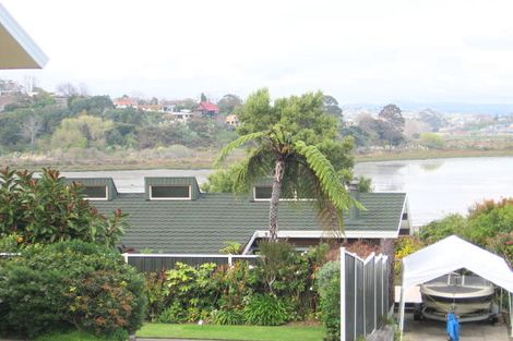 Photo of property in 10 Sunny Bay Road, Matua, Tauranga, 3110