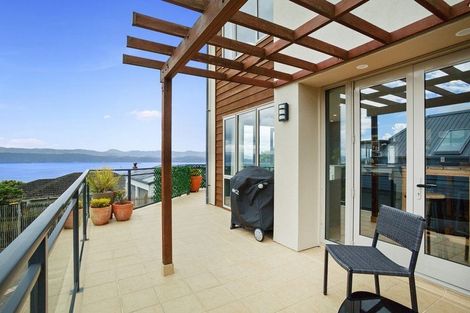 Photo of property in 96b Nicholson Road, Khandallah, Wellington, 6035