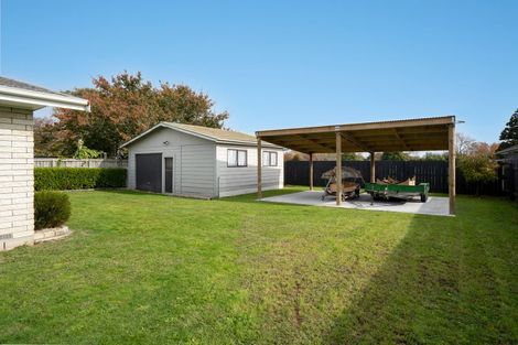 Photo of property in 317 Shakespeare Street, Leamington, Cambridge, 3432