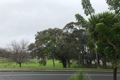 Photo of property in 1/17 Mossford Green, Pahurehure, Papakura, 2113