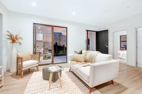 Photo of property in 26b Gulf Harbour Drive, Gulf Harbour, Whangaparaoa, 0930