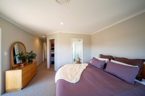 Photo of property in 223 Heta Road, Merrilands, New Plymouth, 4312