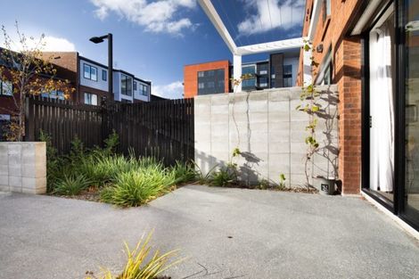 Photo of property in 14 Uku Lane, Hobsonville, Auckland, 0616