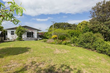 Photo of property in 2 Douglas Street, Okitu, Gisborne, 4010