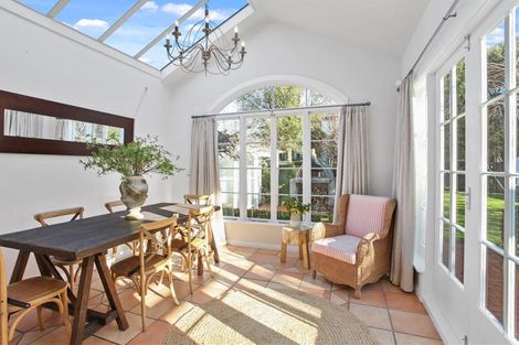 Photo of property in 43 Colombo Street, Cashmere, Christchurch, 8022