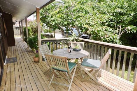 Photo of property in 21a Mexted Terrace, Tawa, Wellington, 5028