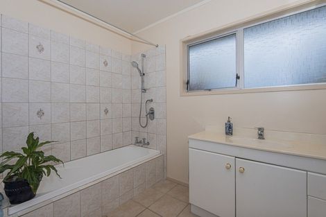 Photo of property in 6 Carlton Crescent, Te Kamo, Whangarei, 0112