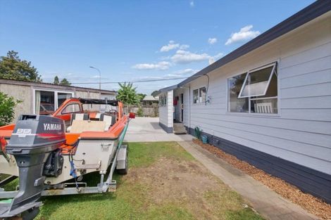 Photo of property in 12 Conifer Place, Te Puke, 3119