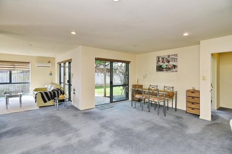 Photo of property in 10 Riegler Place, Belfast, Christchurch, 8051