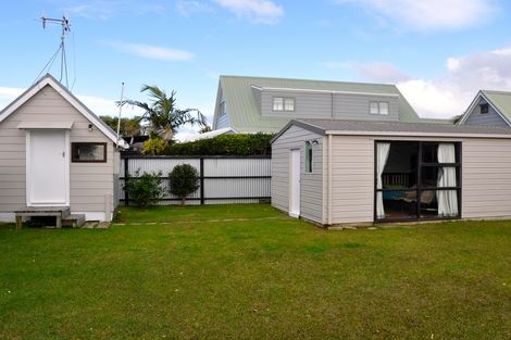Photo of property in 14 Hereford Place, Waihi Beach, 3611