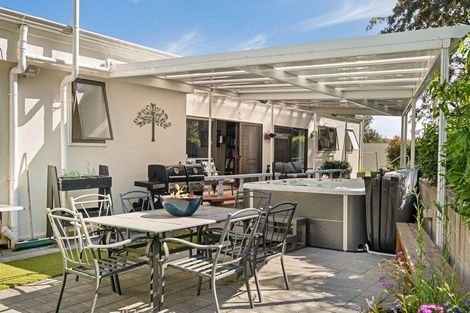 Photo of property in 24 Sunvale Crescent, Whataupoko, Gisborne, 4010