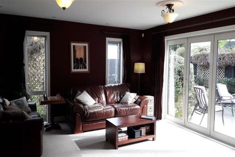 Photo of property in 123 Holly Road, St Albans, Christchurch, 8014