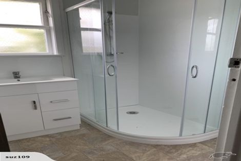 Photo of property in 1 Ellen Street, Manurewa East, Auckland, 2102