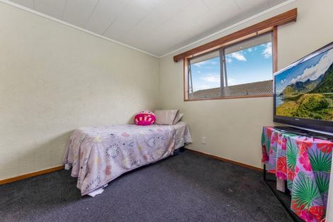 Photo of property in 18b Lidcombe Place, Avondale, Auckland, 1026