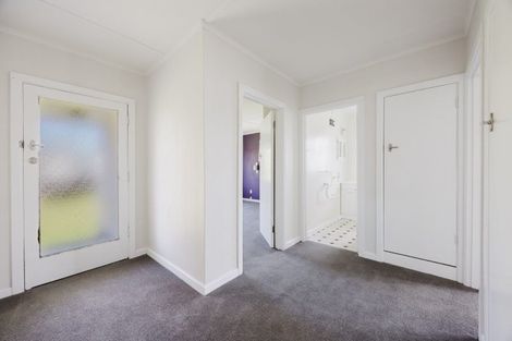 Photo of property in 12 Woburn Street, Waipukurau, 4200