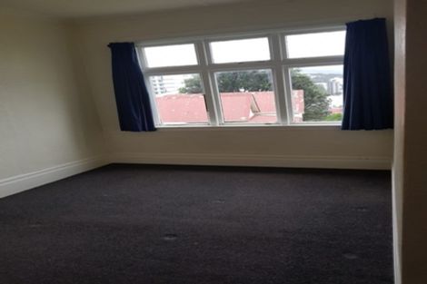 Photo of property in 71 Nairn Street, Mount Cook, Wellington, 6011