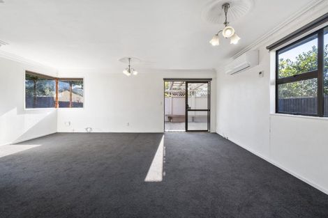 Photo of property in 1 Laurel Place, Awapuni, Palmerston North, 4412