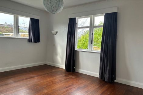 Photo of property in 3 Victor Road, Raumati Beach, Paraparaumu, 5032