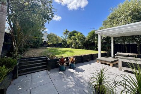 Photo of property in 16 Commercial Road, Grey Lynn, Auckland, 1021