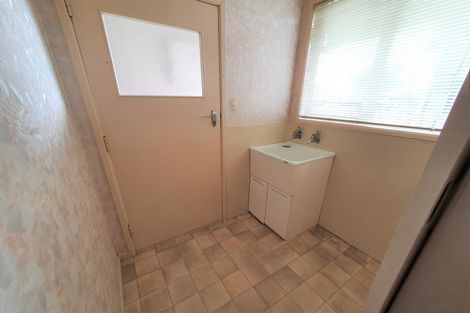 Photo of property in 15 Kent Terrace, Taradale, Napier, 4112