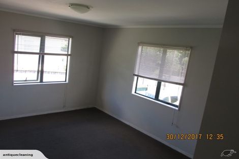 Photo of property in 6b Millbrook Road, Henderson, Auckland, 0612