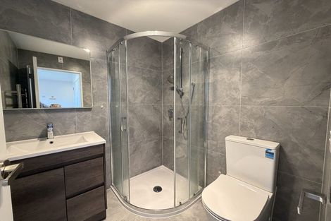 Photo of property in 2/25 Flat Bush School Road, Flat Bush, Auckland, 2019