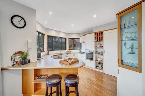 Photo of property in 6 Somerton Rise, Westmorland, Christchurch, 8025