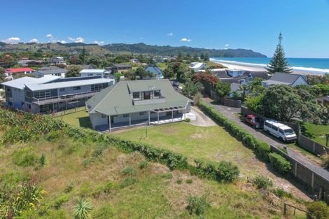 Photo of property in 10 Glen Isla Place, Waihi Beach, 3611