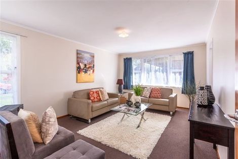 Photo of property in 27 Riverpark Crescent, Henderson, Auckland, 0610