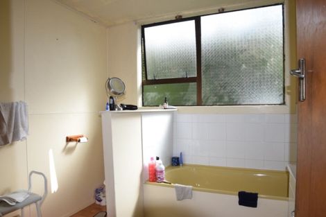 Photo of property in 124 Moulson Street, Strathern, Invercargill, 9812