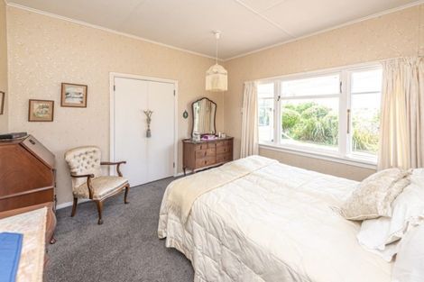 Photo of property in 17 Tulloch Street, Saint Johns Hill, Whanganui, 4500