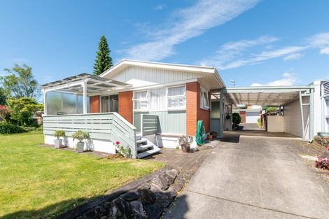 Photo of property in 2 Tawavale Street, Pukehangi, Rotorua, 3015