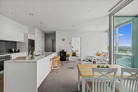 Photo of property in Sentinel Apartments, 1605/3 Northcroft Street, Takapuna, Auckland, 0622