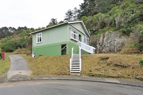 Photo of property in 88 Percy Dyett Drive, Karori, Wellington, 6012