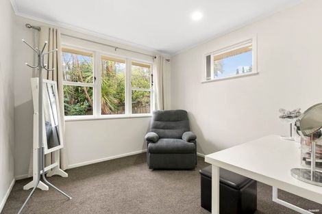 Photo of property in 1/56 Archers Road, Glenfield, Auckland, 0629