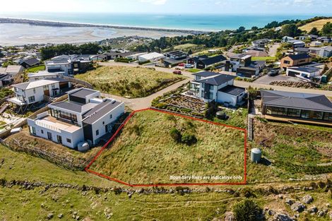 Photo of property in 11 Parkridge Place, Mount Pleasant, Christchurch, 8081