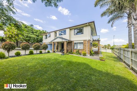 Photo of property in 200 Hill Road, The Gardens, Auckland, 2105