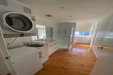 Photo of property in 1/2 King Street, Mount Cook, Wellington, 6021
