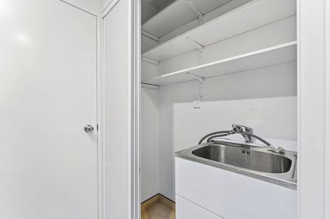 Photo of property in 2/222 Birkdale Road, Birkdale, Auckland, 0626