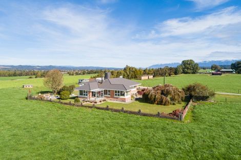 Photo of property in 2412 Atarau Road, Atarau, Blackball, 7871