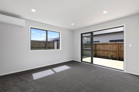 Photo of property in 24 Tarras Road, Kumeu, 0810